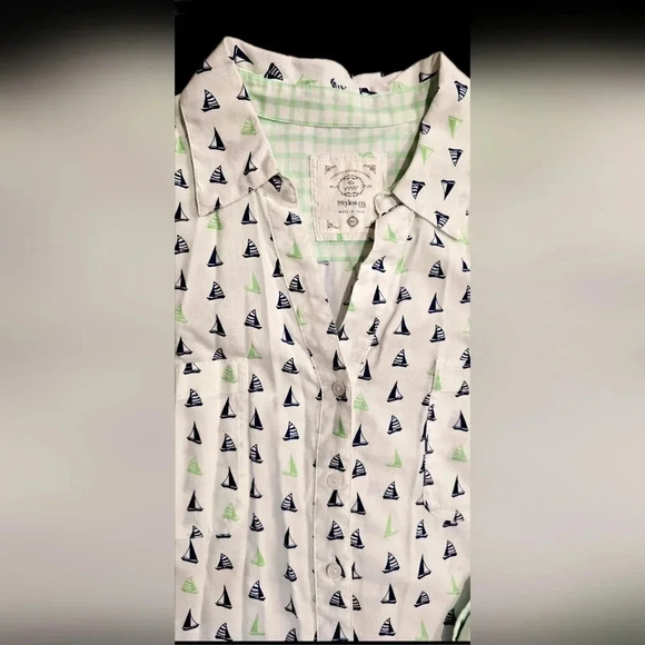 Style & Co, Size Petite XL, White Button-Down Graphic Longsleeve - Picture 5 of 15